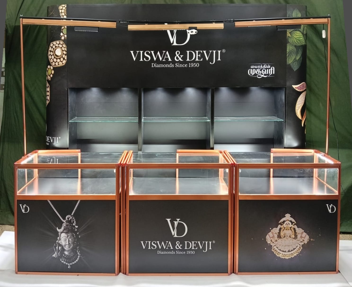 3 meter standard Jewellery display system